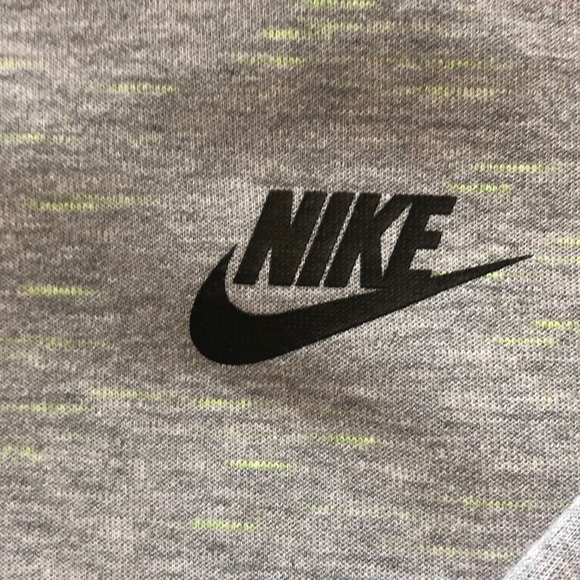 Nike sweater women’s - Picture 2 of 8